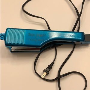 Like New Crimping Iron from Bed Head